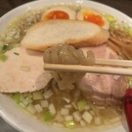 Menshou Bonten - ちぢれ麺