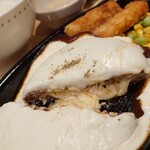 ガスト - チーズonチーズinハンバーグ800円税込