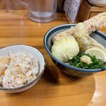 堺うどん ちはや - かやくご飯、ちく玉天ぶっかけとり天トッピング♪