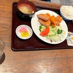 Shokudou Sukerokuya - わんさフライ定食