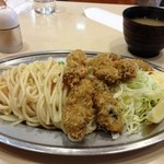 洋食屋 大越 - 一番目立つ張り紙を見て頼んだけど、ここはこれじゃない気がしたよ。