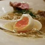 中華そば ぺる鶏 -  名古屋コーチン味玉