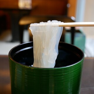 鍵善良房 四条本店