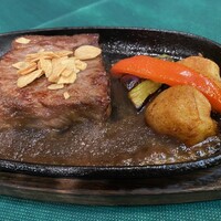 びふてき洋食存じやす - 