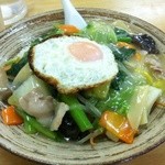 上海菜 - 半（バリソバ+中華飯）セット￥700　卵スープ付き