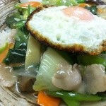 上海菜 - 半セット　中華飯側（左）