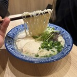 釜焼鳥本舗おやひなや - 