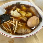 Kotobuki Ramen - 醤油の深みがある竹岡式だが、くどくなくボリュームも満点