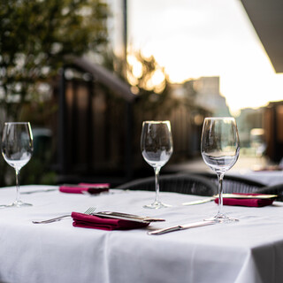 ベンジャミンテラスラウンジ_1