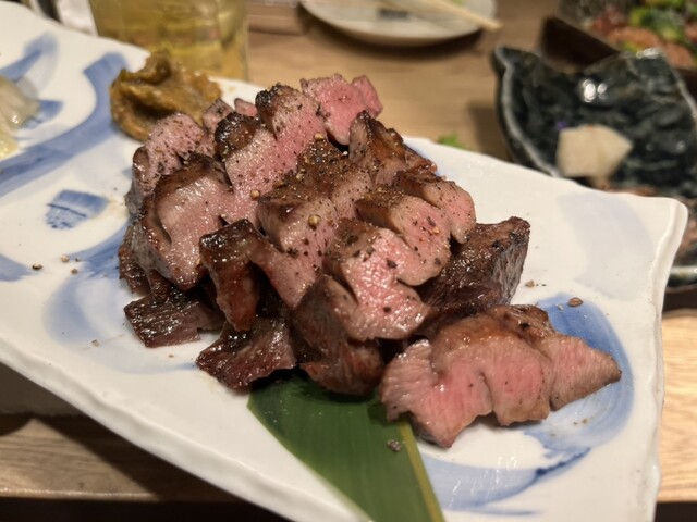 牛タンページ 限定商品】極上牛タンで贅沢なお歳暮を！贈る幸せ、受け取る喜び