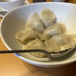 中国菜 一燈火 - 水餃子　手作りの皮がムッチムチで食べ応えあり