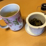 中国菜 一燈火 - 緑茶寄りの烏龍茶