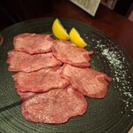ホルモン焼肉 ギアラ - 
