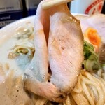 麺や ゼットン - ドロ煮干し強大盛のチャーシュー