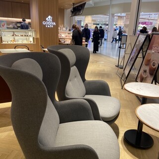 GODIVA Cafe_2