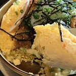 元町珈琲 - すだちおろしと三元豚かつの和風ドリア¥1340内