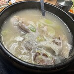 韓国料理サムシセキ - 半鶏湯