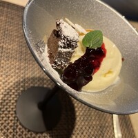 ニュー松坂 難波御堂筋店 - 