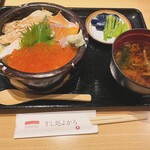 すし処 よかろ - サーモン丼♥