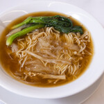 Shark fin soup noodles