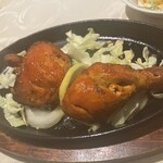 Mini Nepal Restaurant & Bar ALISHA - タンドリーチキンがやっぱすき