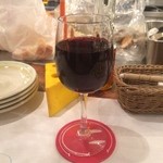 横浜チーズカフェ - グラス赤ワイン