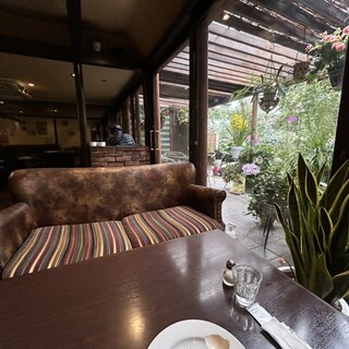 カフェ ド ラヴィアンローズ_2