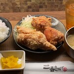 Ichiban Karaage - 二種類の唐揚げが楽しめます、一番定食
