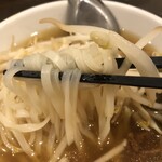 Meyau - 米粉麺、モヤシ