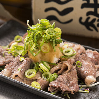 《海胆火锅》《牛肉卷》《生蚝料理》等广岛名物尽情享受♪