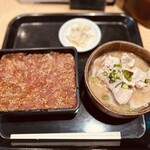 Ginza Iwato - まぐろ胡麻だれ重 豚汁付き　1500円