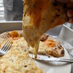 Pizza K - チーズがトロ〜(*￣∇￣)ノ
