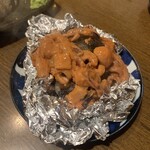 釜めしと海鮮の店 ジャポニカサード - 石焼きのイカの塩辛