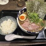 節骨麺 たいぞう 三軒茶屋店 - 