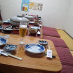 あじ亀 - 座敷（8人までです）10人になるとちゃぶ台で二人分増えます