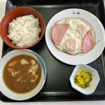 大善食堂 - ハムエッグ¥350・豚汁¥240・ごはん(並)¥220