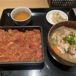 Ginza Iwato - マグロ胡麻だれ重　豚汁付き