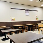 Eki Ichi Shokudou Tokuyama - 店内