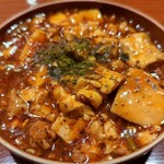 Chuugokuryouri Kappa Ensai Kan - 辛さ控えめの麻婆豆腐に山椒をふりふり…