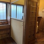 知客茶家 - トイレ　手前洋式 男性用 奥和式　