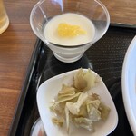 風の都 - 搾菜とデザート杏仁豆腐
