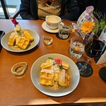 フラワーカフェ BLOOMY'S - 