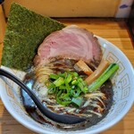 極麺 青二犀 - 黒い・・・