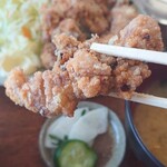 定食レストラン ラフラフ - 鶏唐揚げ