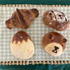 サニー サイド ベーカリー - クロワッサン　ベリーベリークリームチーズ　ぴよちゃん　チョコくま