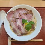 燃えよ麺助 - 