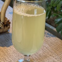 ヒカリヤ ニシ - 