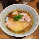 ラーメン屋 トイ・ボックス - 醤油ラーメン+味玉