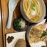 讃岐うどん　志成 - 