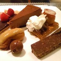 ロビーラウンジ 「マーブルラウンジ」 ヒルトン東京 - チョコレートデザート